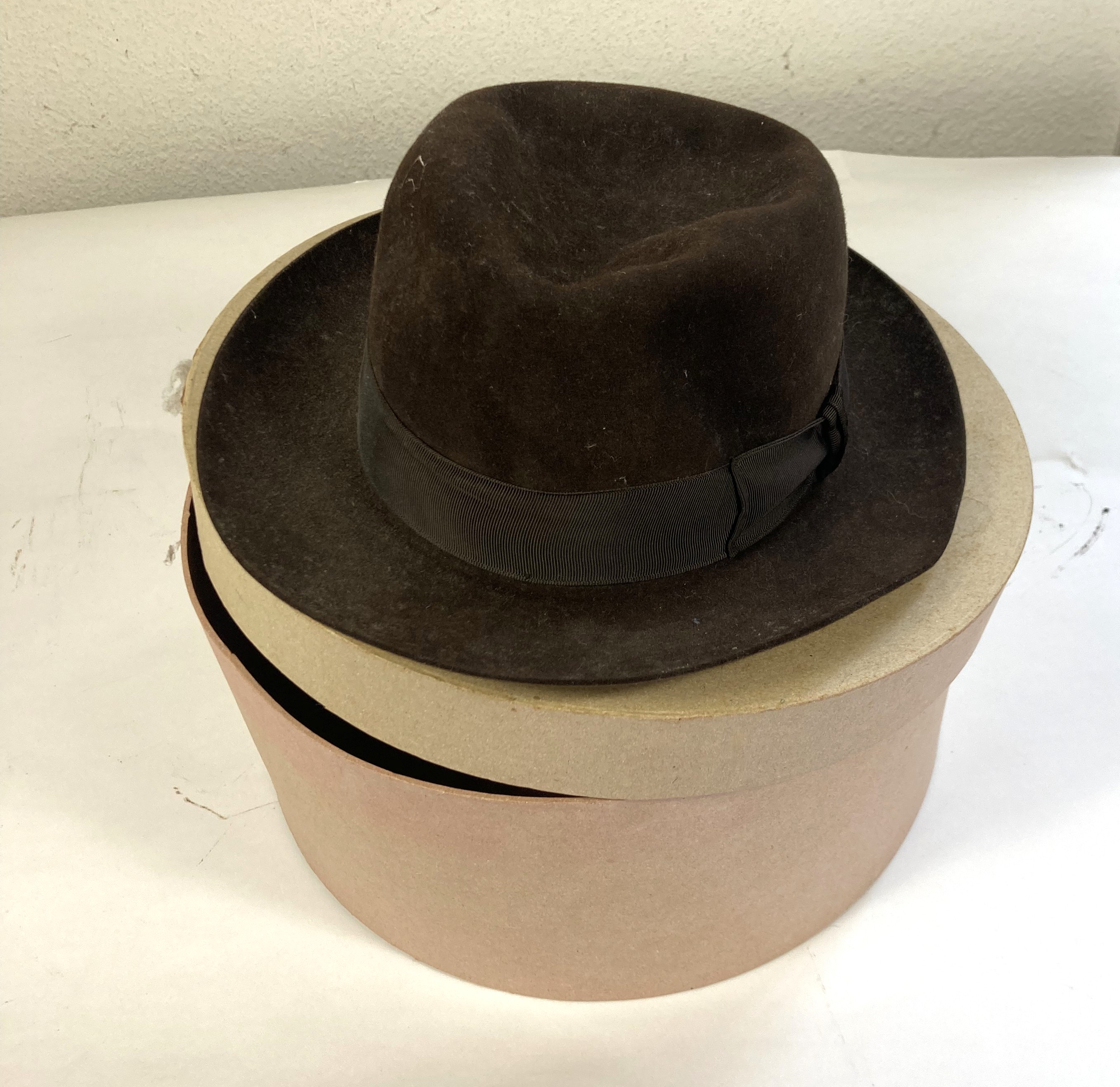 LOCK AND HATTER